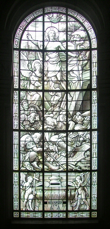 Anet : vitrail de la chapelle du château.