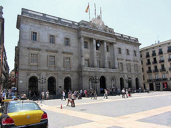 Barcelone : l'Hôtel de Ville.