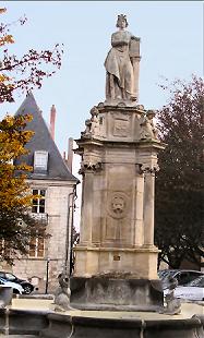 Fontaine George Sand, à Bourges.