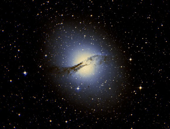 NGC 5128 : Centaurus A