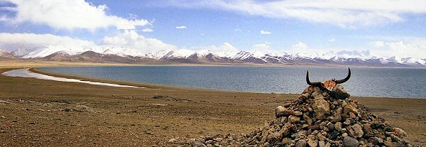 Chine : le lac Céleste, au Tibet.