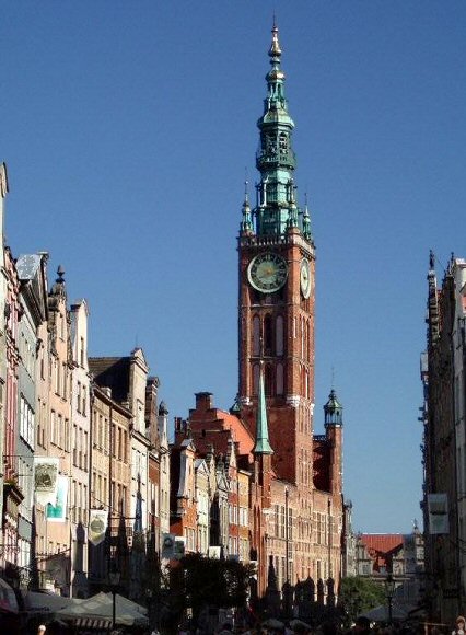 Gdansk : la tour de l'hôtel de ville.