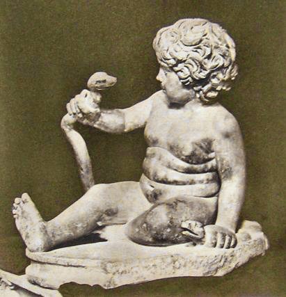 Héraclès enfant étouffant les serpents.