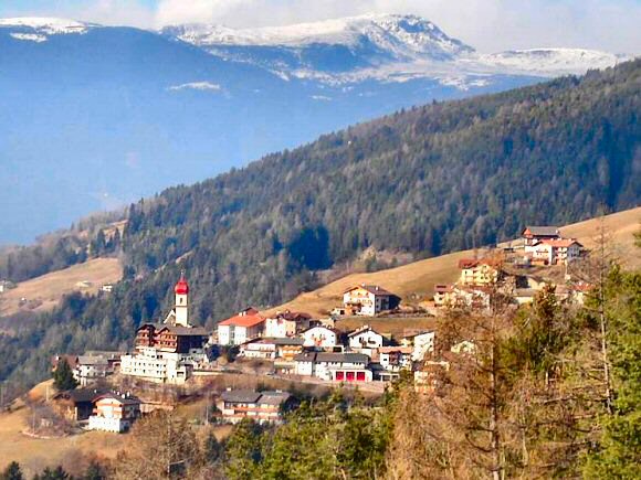 Italie : San Pietro (Dolomites)