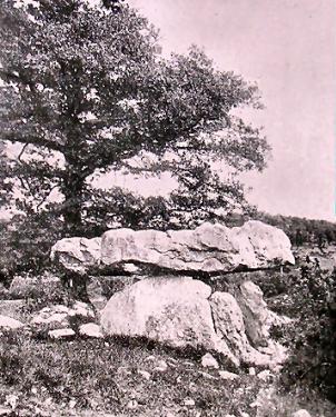 Le Mas-d'Azil : dolmen de Cap-del-Pouech.