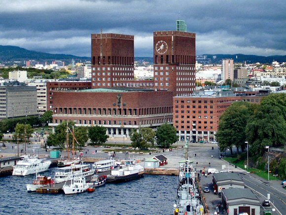 Oslo : l'hôtel de Ville.