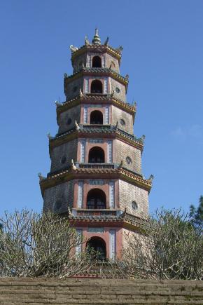 Hu : pagode de la Dame cleste.