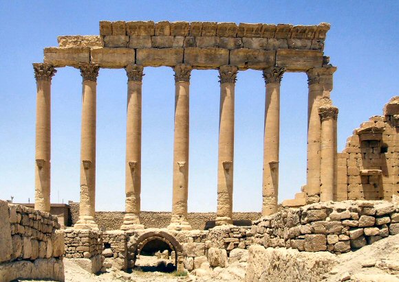 Palmyre : ruines du temple du Soleil.