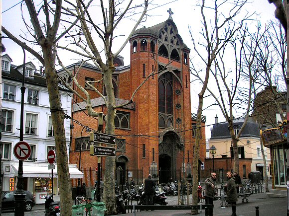 Paris : l'glise Saint-Jean-l'Evangliste, place des Abbesses.