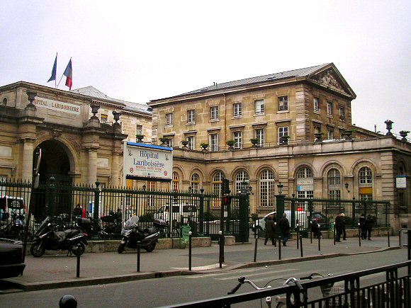 Paris : l'hpital Lariboisire.