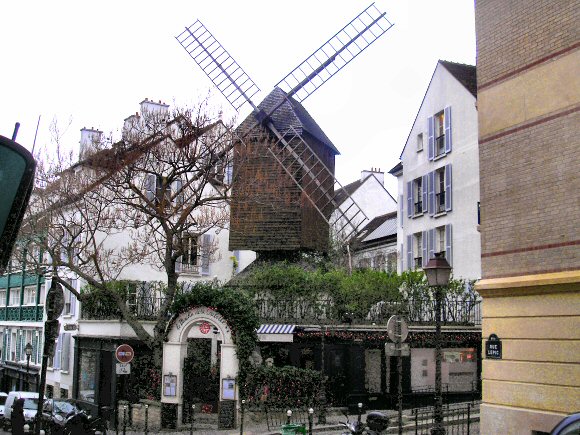 Paris, le moulin Radet,  Montmartre (Moulin de la Galette).