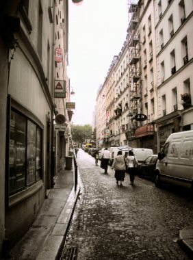 Paris : Rue de Budapest.