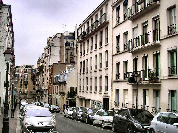 Paris : la rue Lamarck.