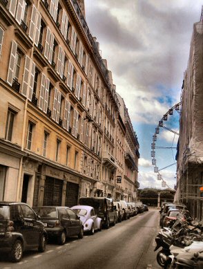 Paris : la rue Saint-Roch.