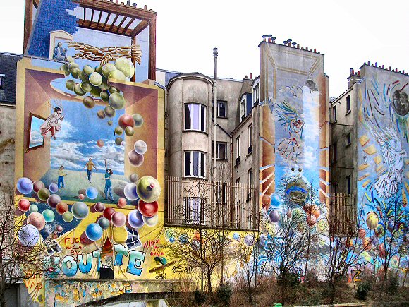 Paris : les peintures murales du square Lon.