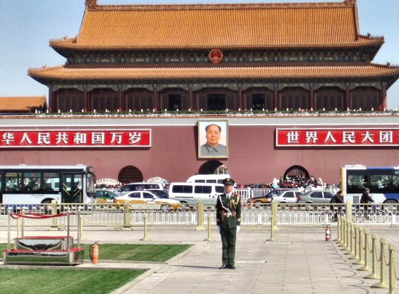 Une porte monumentale des enceintes intérieures de Pékin.