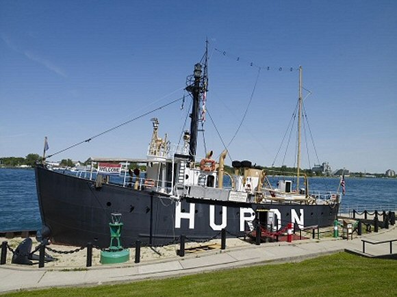 Michigan : un remorqueur  Port Huron.