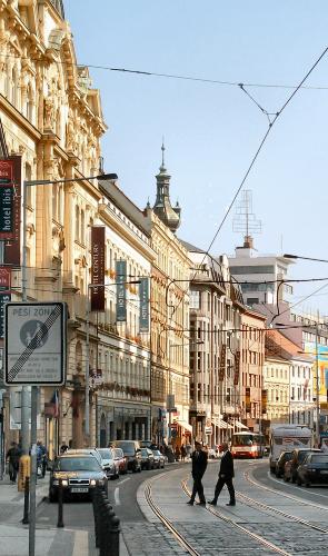 Rue de Prague.