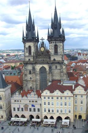 Prague : église Notre-Dame de Tyn.