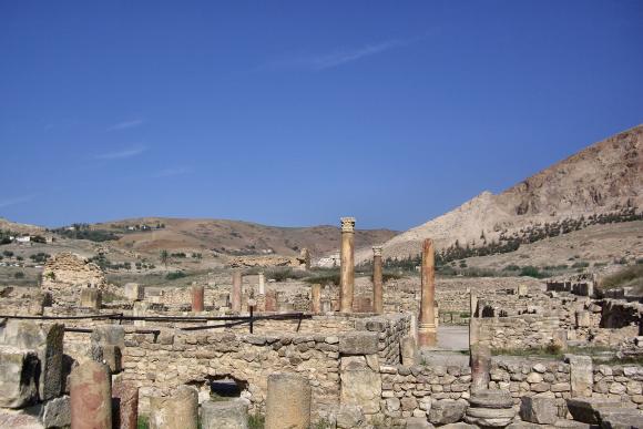 Dougga : ruines romaines.