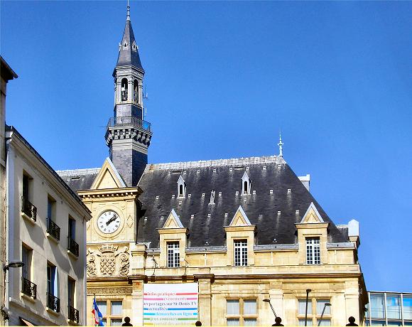Saint-Denis : l'Hôtel de Ville.