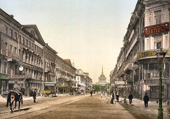 Saint-Pétersbourg : la perspective Nevski.