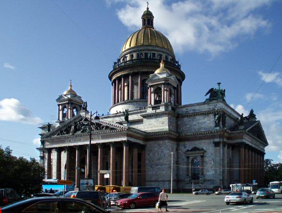Saint-Petersbourg : l'église saint Isaac.