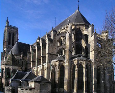Soissons : chevet de la cathédrale.