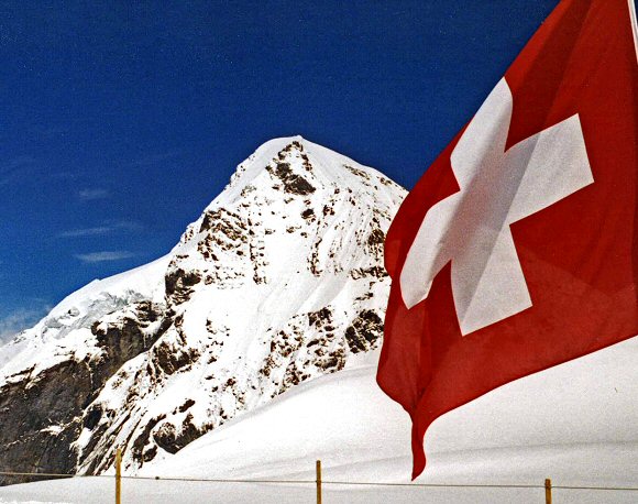 Le drapeau de la Suisse.