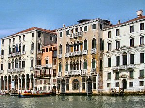 Venise : les palais Mangili-Valmarana, Michiel del Brusa et Michiel dalle Colonne.