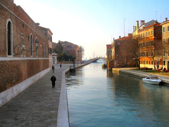 Venise : le canal de l'Arsenal.