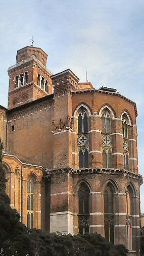 Venises : le chevet de l'église des Frari