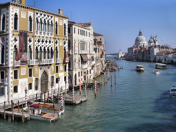 Venise : le Grand Canal.