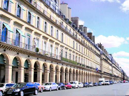 Rue de Rivoli,  Paris.