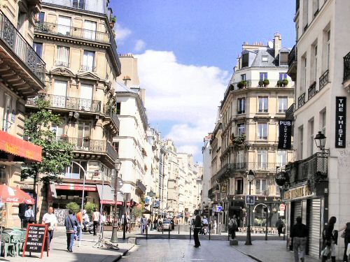 Rue Saint-Denis, à Paris.